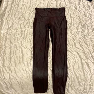 Woman’s spanx maroon faux leather leggings